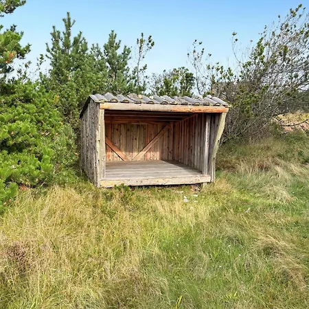 In With Sauna *